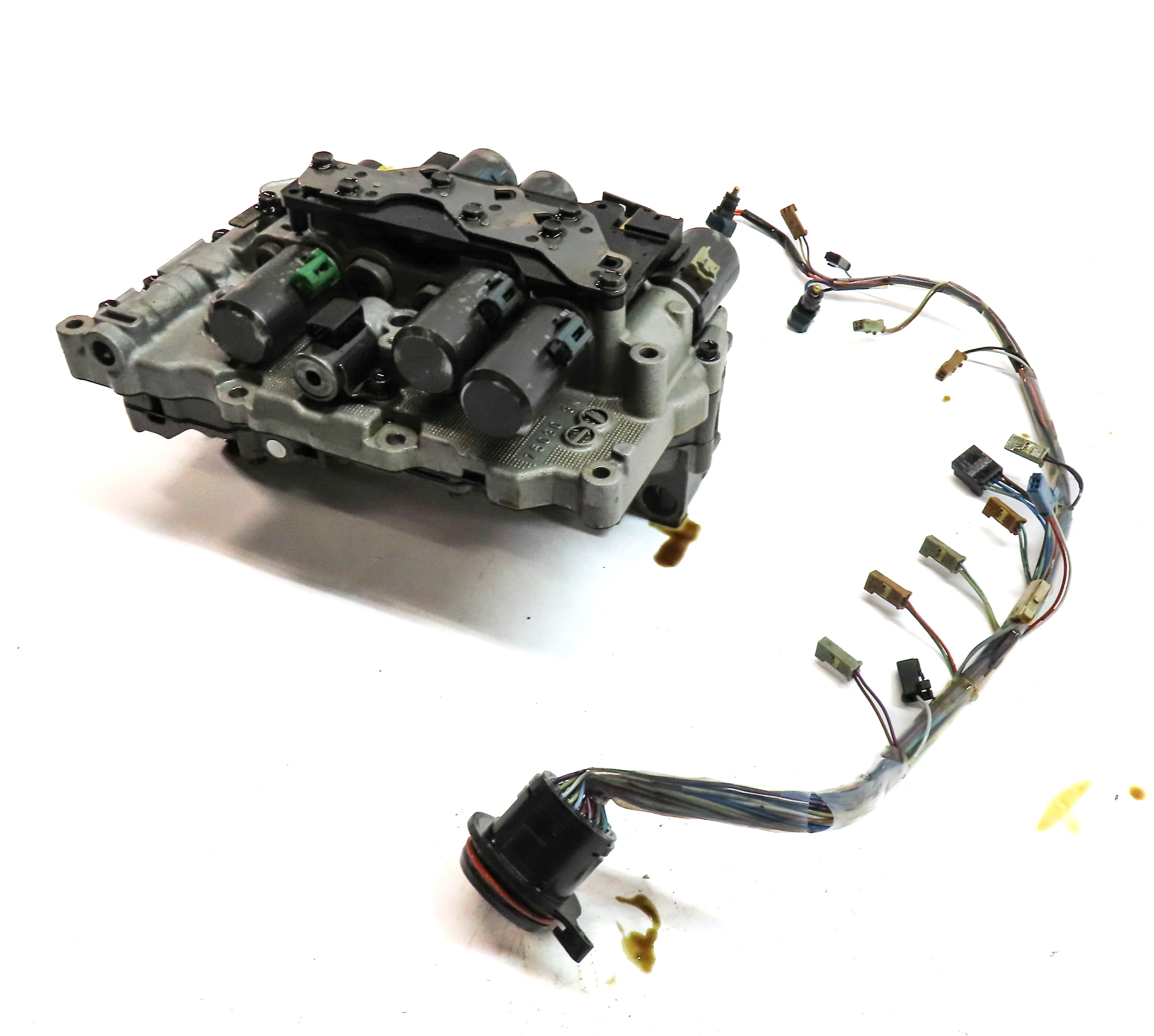 16-19 BMW X1 X2 F48 F39 CLUBMAN COUNTRYMAN 2.0L AUTO TRANSMISSION VALVE BODY — exact item pictured